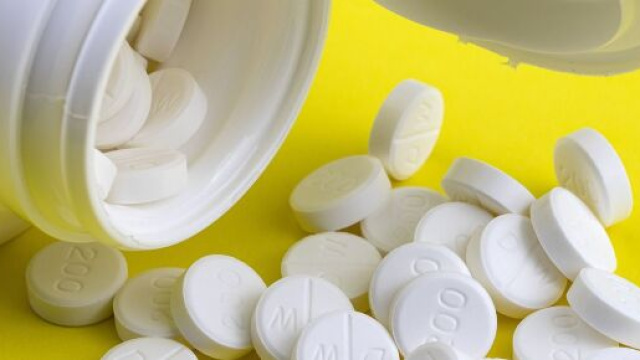 Pillole fuori da una confezione © Pixabay