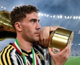 Dusan Vlahovic insieme alla Coppa Italia vinta lo scorso anno © Juventus FC