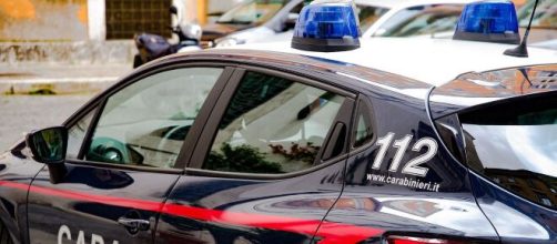 Una volante dei Carabinieri (immagine di repertorio).