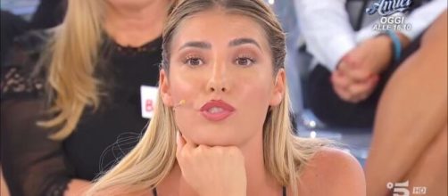 In foto Martina a U&D (screenshoot © Canale 5)