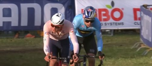 Mathieu Van der Poel e Wout van Aert - Screenshot © Eurosport