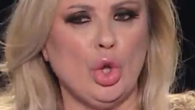 In foto Tina Cipollari (screenshoot © Rai)