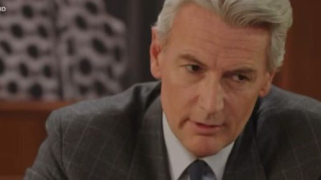 In foto Umberto de Il Paradiso delle signore, screenshot &copy; Rai 1.