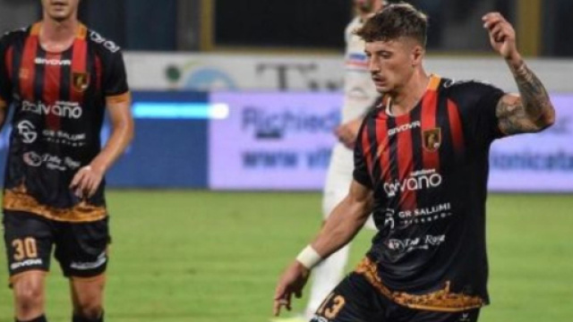 Matteo Gilli con la maglia del Picerno - © Instagram