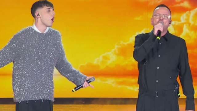In foto, Gigi D'Alessio e Lda, © Mediaset.