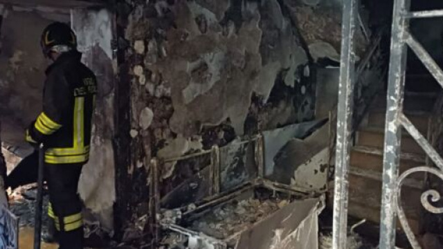 Incendio in un'abitazione di Monterosso Calabro - &copy; Vigili del Fuoco.