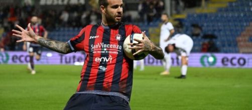 Marco Tumminello, attaccante del Crotone - ® Facebook / Fccrotone