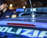 Auto della Polizia di Stato durante un controllo - © Polizia di Stato