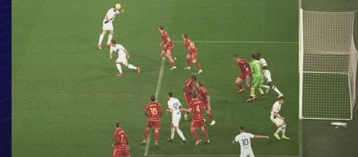 Roma, Gemitaiz torna sul gol di Acerbi: 'Rubbinter, Campionato è una pagliacciata'.