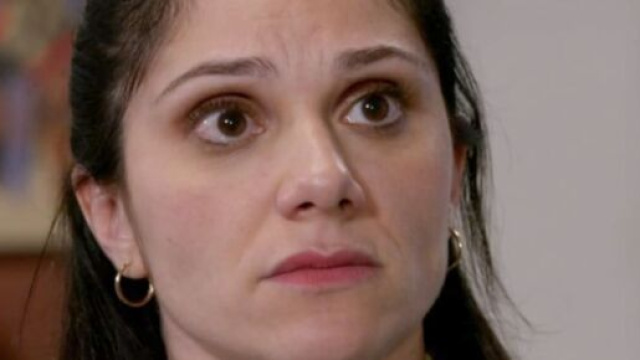 Anticipazioni Un posto al sole nuove puntate: Rosa minacciata, Clara disperata