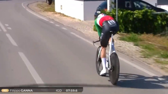 Ciclismo, Remco Evenepoel stravince la cronometro in Algarve, sesto Ganna (Video)