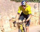 Algarve: Wout van Aert in fuga da lontano, ma anche sull'Alto de Malhao vince Martinez