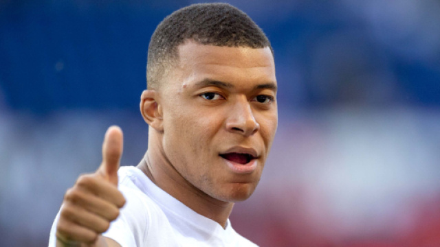 Kylian Mbappé sous les couleurs du PSG (capture X @panams75)