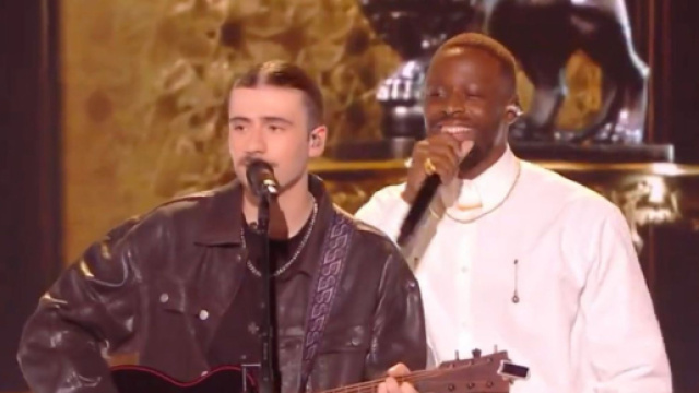 Pierre Garnier et Dadju à la finale de la Star Academy 2023 (Screenshoot Twitter @GossipRoomOff)