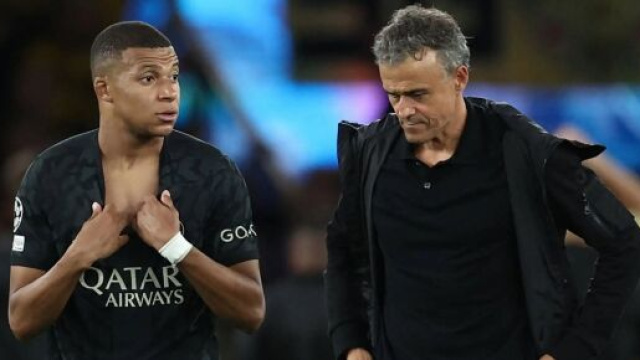 Luis Enrique et Kylian Mbappé auraient quelques tumultes au PSG. (screenshot Twitter @LMDPSG)
