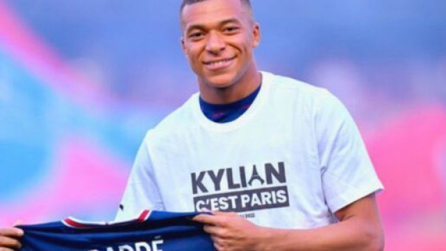 Mbappé en route pour le Real Madrid. (screenshot Twitter @Egzon_kb)
