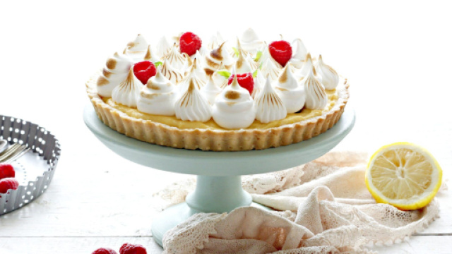 torta di meringa e mandarini cinesi davvero golosa.