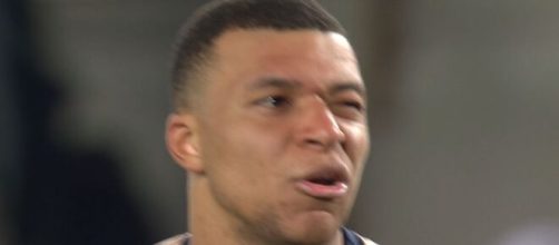 Mbappé en colère contre le public de Strasbourg. (screenshot @primevideo)