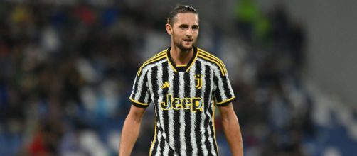 In foto Rabiot, centrocampista della Juve.