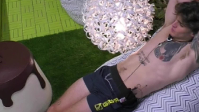 GF, Paolo Masella a Beatrice: 'Nessuno ti vuole qui perché sei una persona che fa male'.