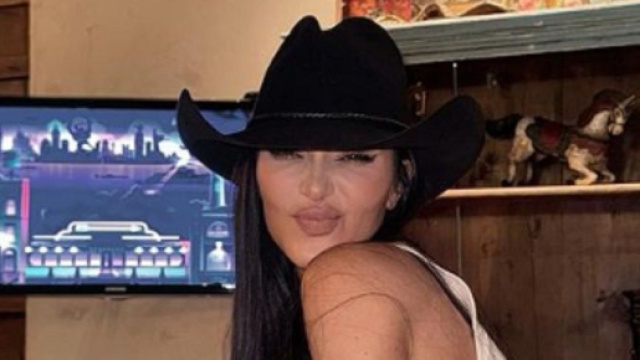 Kim Kardashian coproduira une série documentaire sur Liz Taylor (Screenshot Instagram @kimkardashian)