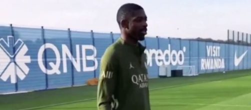 Dembélé fait le show à l'entrainement du PSG. (screenshot Twitter @psg)