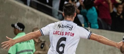 Piton fez o gol de empate do Vasco (reprodução/Facebook/vascodagama)