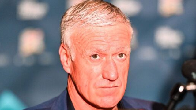 Deschamps amer sur l'arbitrage lors de France-Argentine. (crédit Twitter @_BeFootball)