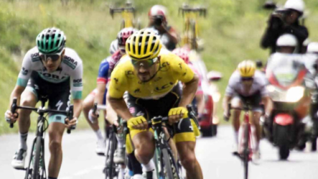 Cyril Guimard évoque Julian Alaphilippe (Photo : "Tour de France 2019, Julian Alaphilippe (48416905801)" de Filip Bossuyt - Kortrijk, Belgique)