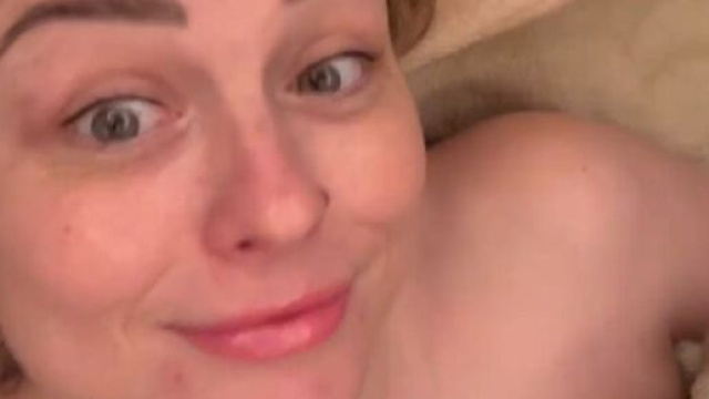 Laure Boulleau et son soin du visage (capture Instagram @laureboulleauofficiel)