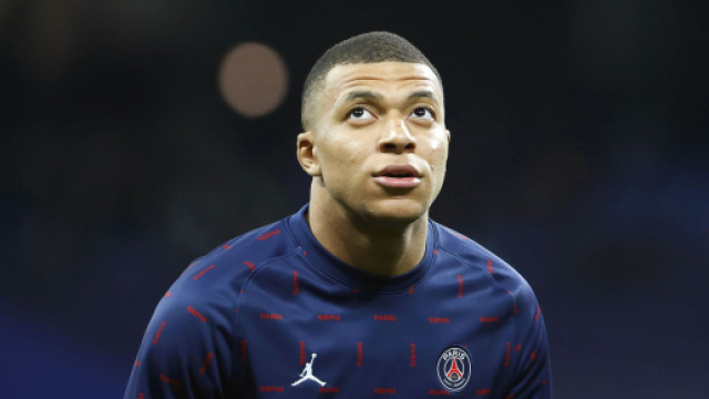 Kylian Mbappé sous les couleurs du PSG (capture X @FootMercato)