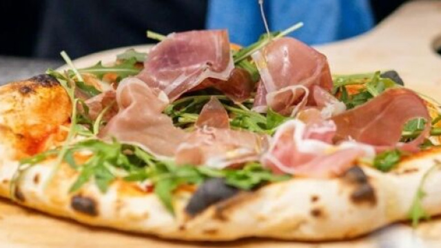 L'immagine di una pizza © Pexels.