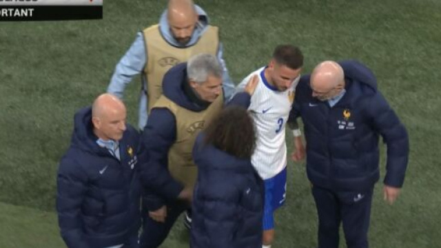 Clauss victime d'une blessure face au Chili. (screenshot MY TF1)