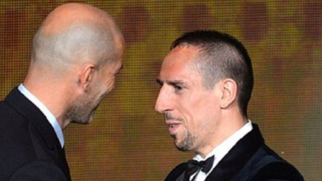 Zidane et Ribéry (capture X @minutefootball)