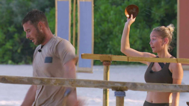 Nacca et Éloïse qui ont la couleurs Marrons dans les Apprentis Aventuriers saison 7. (Capture Instagram / @W9officiel)