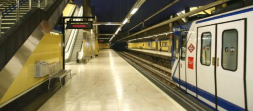 Un equipo de psicólogos tuvo que atender a los amigos del joven (Facebook Metro de Madrid)