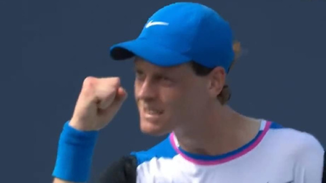 Jannik Sinner nel torneo di Miami 2024 - screenshot © Tennis TV.