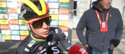 Evenepoel accusa Uci e EF per il divieto del casco: 'Lo avevano accettato due anni fa'