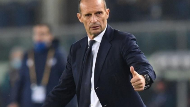 Branchini: 'Allegri-Real, era tutto fatto', sul web: 'Perez l'avrebbe mandato dopo 8 mesi'.