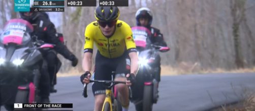 Tirreno-Adriatico: assolo di Jonas Vingegaard sul San Giacomo, sua la quinta tappa (Video)