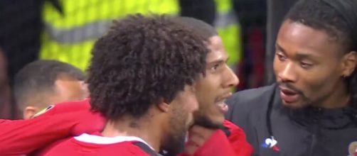 Todibo énervé par le comportement de certains Ultras de Nice. (screenshot Twitter @primevideo)