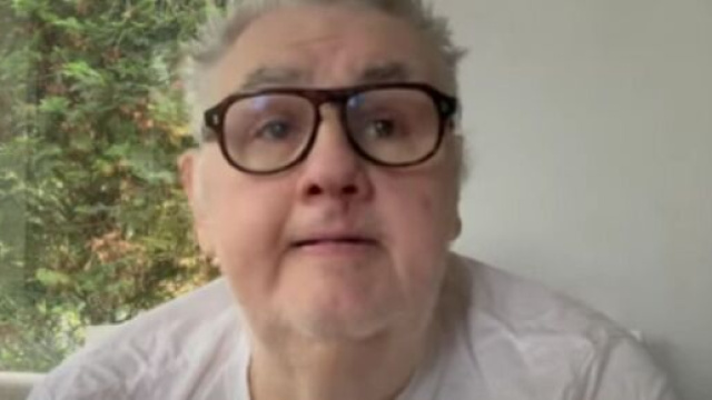 Pierre M&eacute;n&egrave;s dans sa chronique (capture YouTube de la chaine Pierrot le Foot)