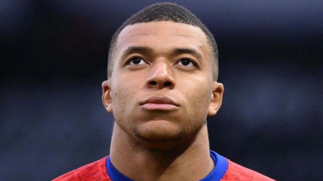 Kylian Mbappé sous les couleurs du PSG (capture X @panams75)