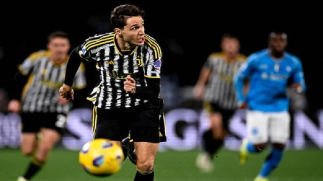 Federico Chiesa, nel mirino dell'Inter, in azione con la Juventus ©Instagram Federico Chiesa