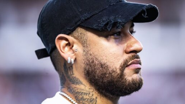 Neymar n'a plus de problème concenrant son avenir financier. (screenshot twitter @actufoot)