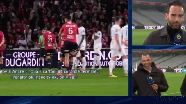 L'arbitre de la rencontre Lille-OM équipé d'un micro. (screenshot Twitter - @Primevideo)