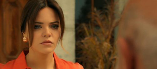 In foto Zuleyha nella soap Terra amara, screenshot © Mediaset.