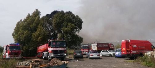 Los bomberos de la región de Bolonia han iniciado las labores de rescate (X @vigilidelfuoco)