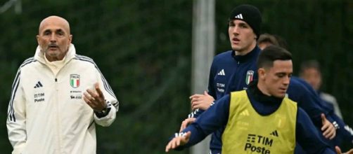 Luciano Spalletti in una seduta di allenamento in nazionale (© Facebook Luciano Spalletti)