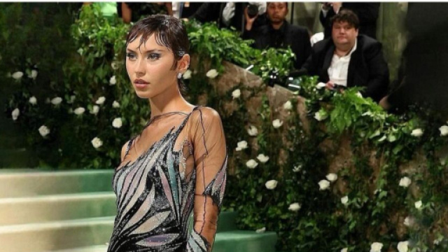 La modella Iris Law © Immagine profilo Instagram.